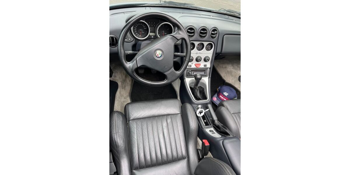 Alfa Romeo Spider 49.000 km 12.500 &euro; Köln 50829