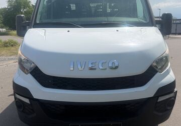 IVECO Andere 58.600 km 13.700 &euro; Köln/Poll 51105