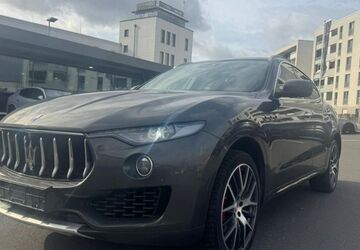 Maserati Levante 70.900 km 34.480 &euro; Köln 50829