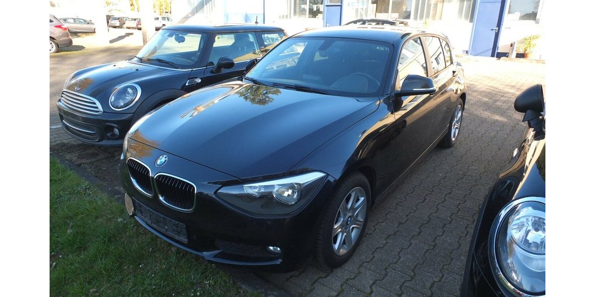 BMW 116i NAVIGATION PDC 17 Zoll LMF KLIMAANLAGE 118.985 km 9.798 &euro; Köln 50858