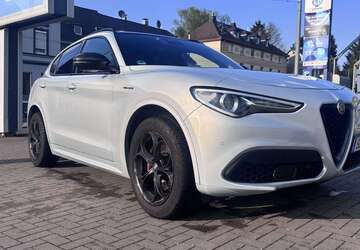Alfa Romeo Stelvio 119.500 km 32.900 &euro; solingen 42659