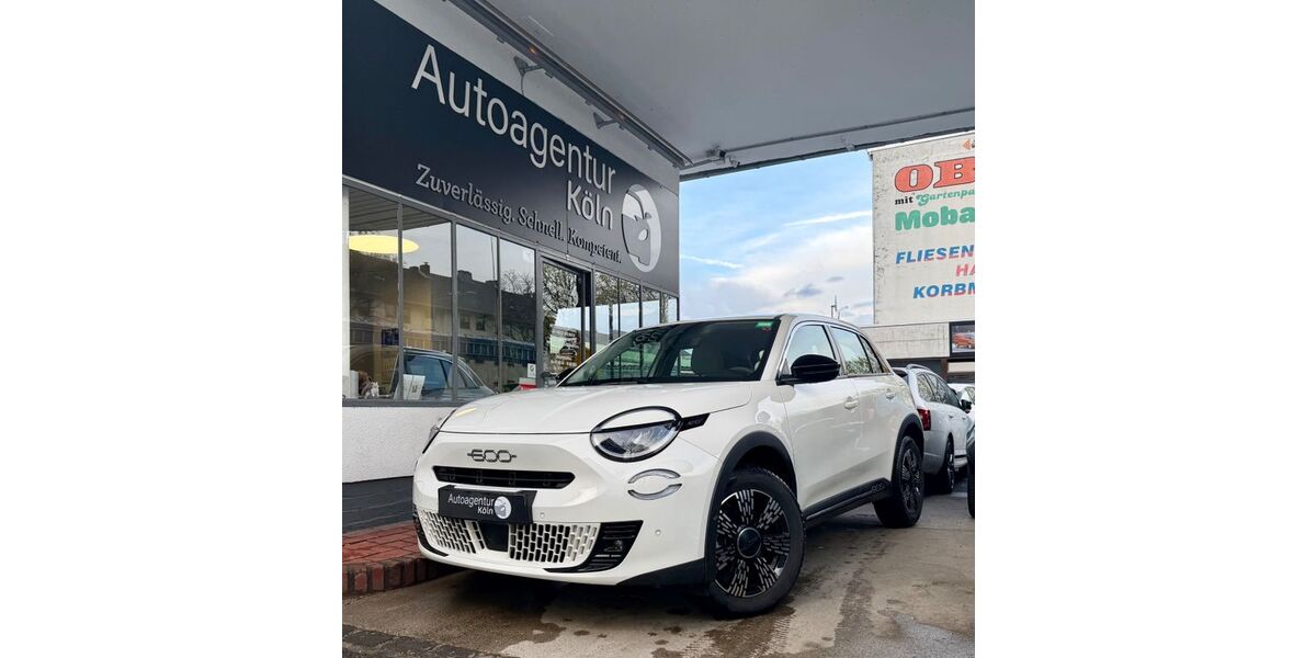 Fiat 600 14.566 km 19.990 &euro; Köln 51067