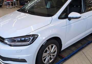 VW Touran 87.000 km 27.999 &euro; Kaarst 41564