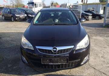 Opel Astra 212.000 km 2.490 &euro; Düsseldorf 40231