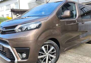 Toyota Proace 132.900 km 21.450 &euro; Solingen 42657