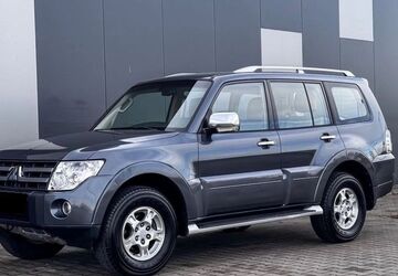 Mitsubishi Pajero 169.556 km 12.500 &euro; Hürth 50354