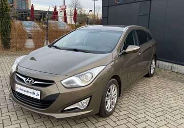 Hyundai i40 98.000 km 8.500 &euro; Dormagen 41540