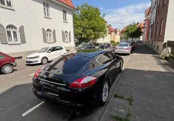 Porsche Panamera 145.000 km 22.998 &euro; Köln 50667