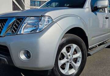 Nissan Navara 130.000 km 13.999 &euro; Köln 51107