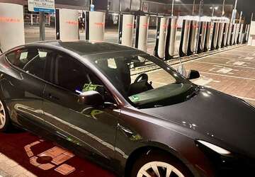 Tesla Model 3 50.000 km 27.500 &euro; Düsseldorf, Stadt 40237