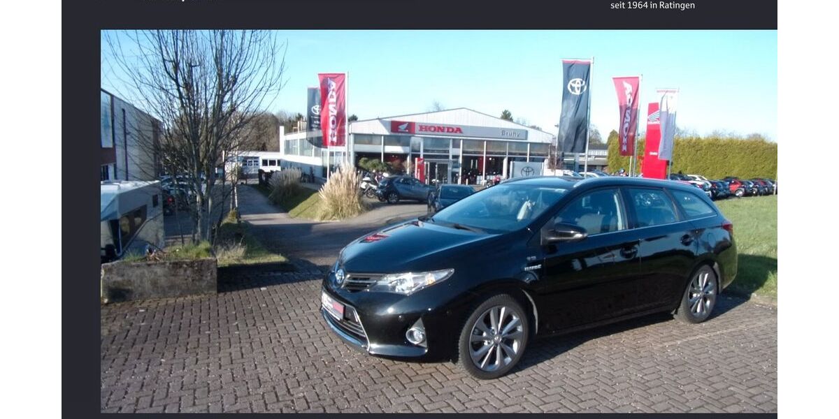 Toyota Auris 42.480 km 13.900 &euro; Ratingen 40882