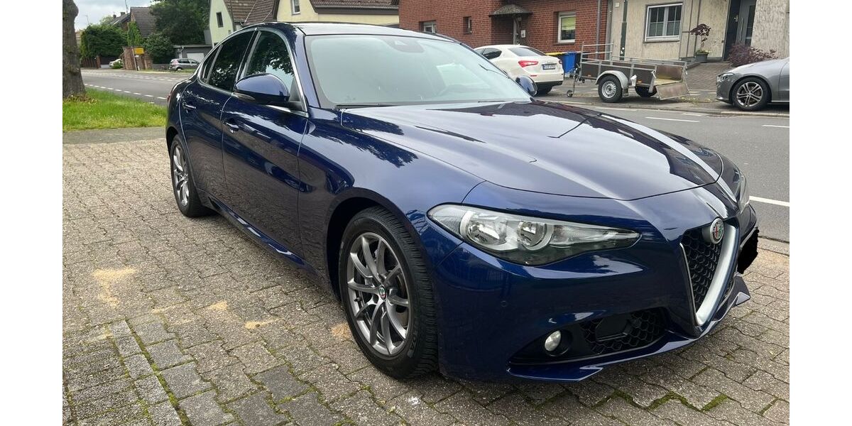 Alfa Romeo Giulia 163.233 km 12.930 &euro; Kerpen 50171