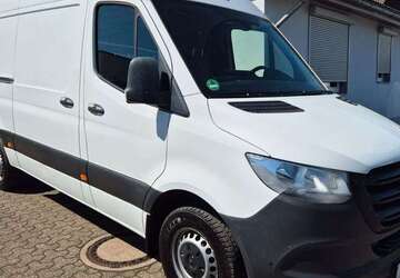 Mercedes-Benz Sprinter 298.000 km 15.690 &euro; Düsseldorf 40591