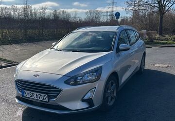 Ford Focus 64.000 km 14.499 &euro; Köln 51143