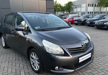 Toyota Verso 182.000 km 6.900 &euro; Dormagen 41540