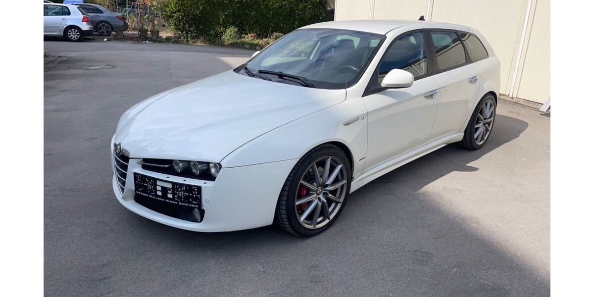 Alfa Romeo 159 164.800 km 11.500 &euro; Remscheid 42855