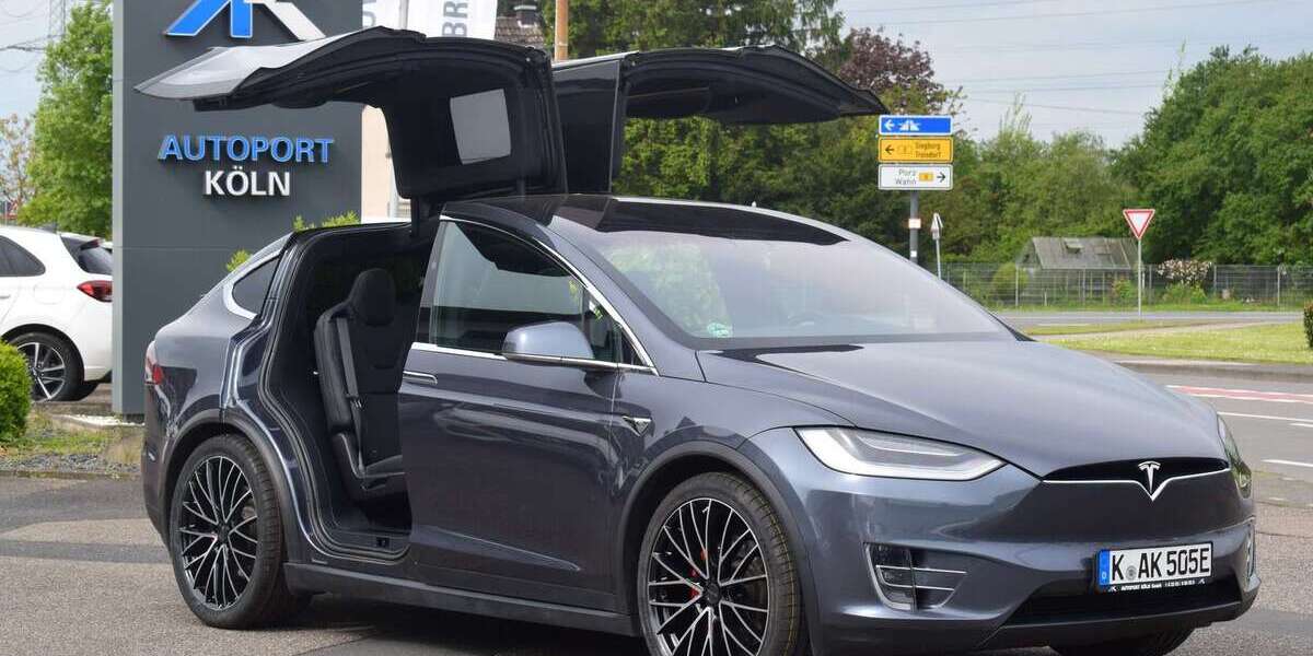 Tesla Model X 55.800 km 69.890 &euro; Köln 51147