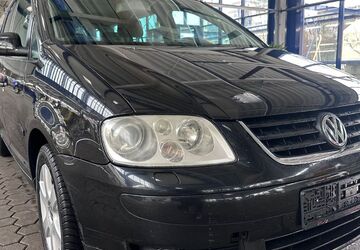 VW Touran 259.000 km 2.999 &euro; Brühl (Nähe Köln) 50321