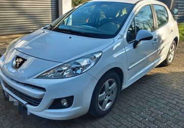 Peugeot 207 138.500 km 2.899 &euro; Erkrath 40699