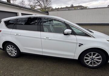 Ford S-Max 71.000 km 18.500 &euro; Köln 50735