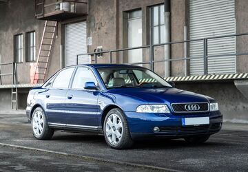 Audi A4 158.941 km 12.890 &euro; Köln 50825