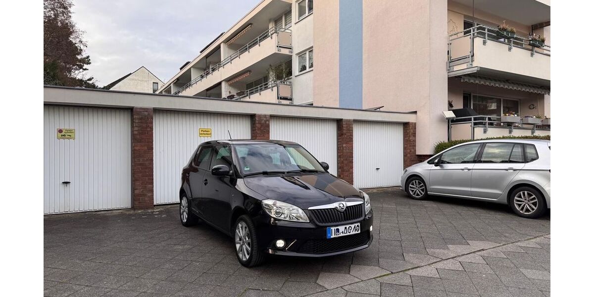 Skoda Fabia 147.425 km 6.989 &euro; Düsseldorf 40231