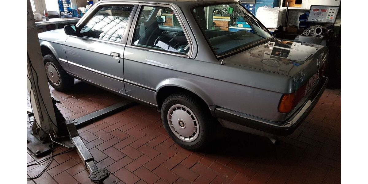 BMW 320 136.000 km 16.500 &euro; Köln 51147